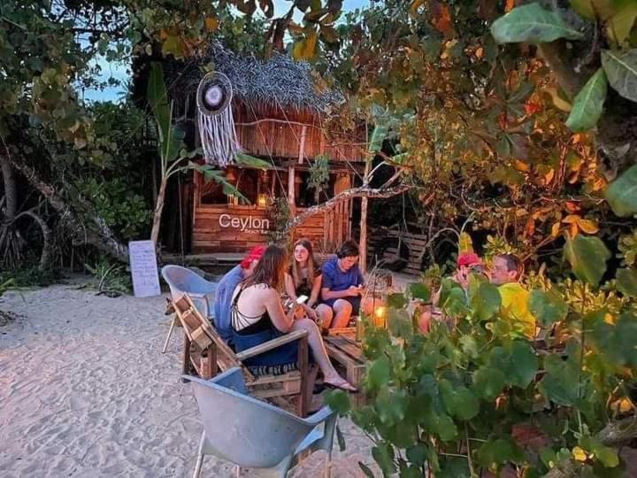 Weligama Bay Watsila Resort Екстериор снимка